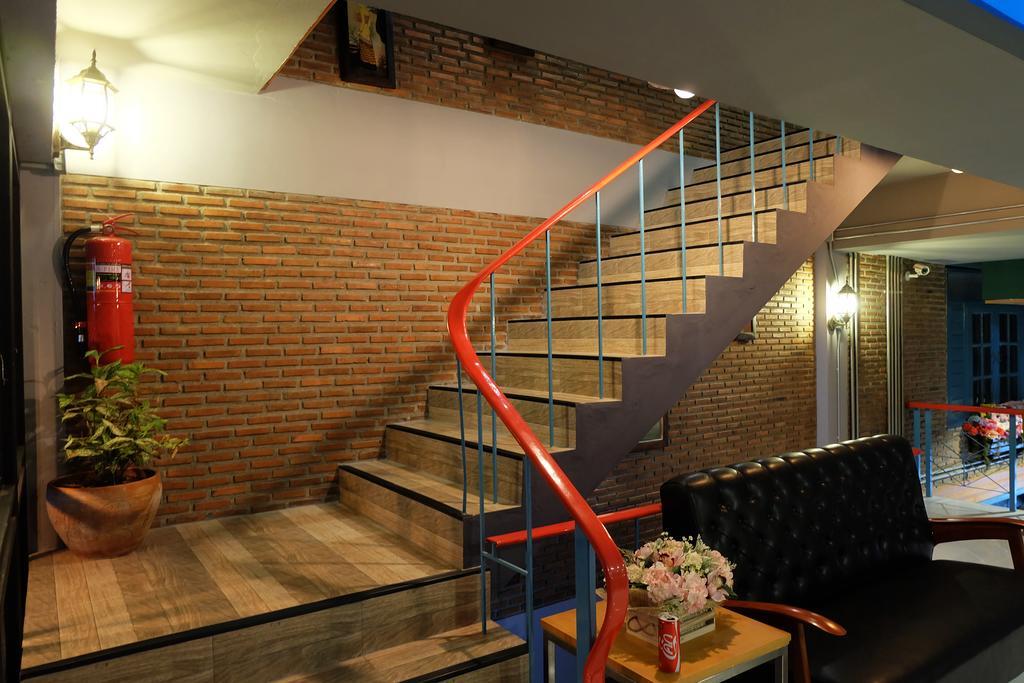 Hotel Bann Aom Boutique Pranburi Exterior foto